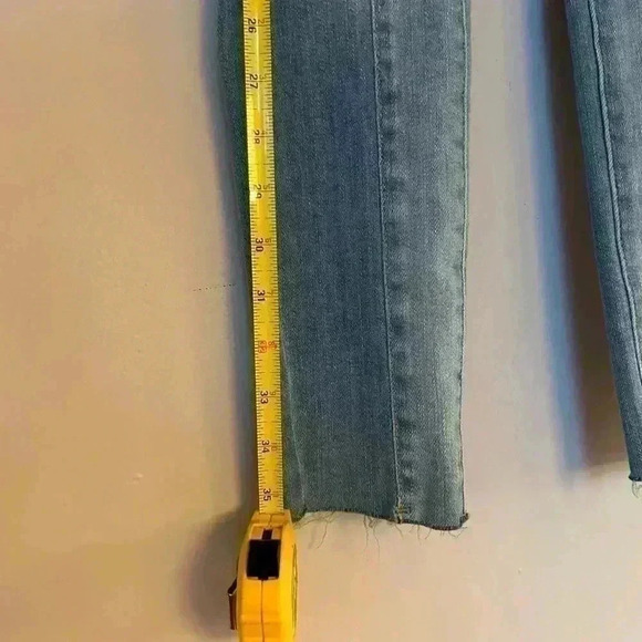 Petite sz 1, True Craft women’s jeans, sz one, seamed high-rise frayed ankles - Picture 6 of 11